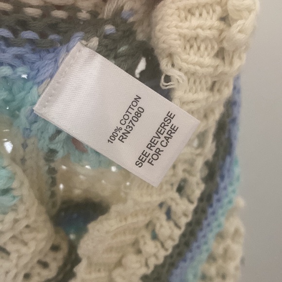 100% Cotton Crochet Sweater top with buttons Size Large Versona - Picture 8 of 9